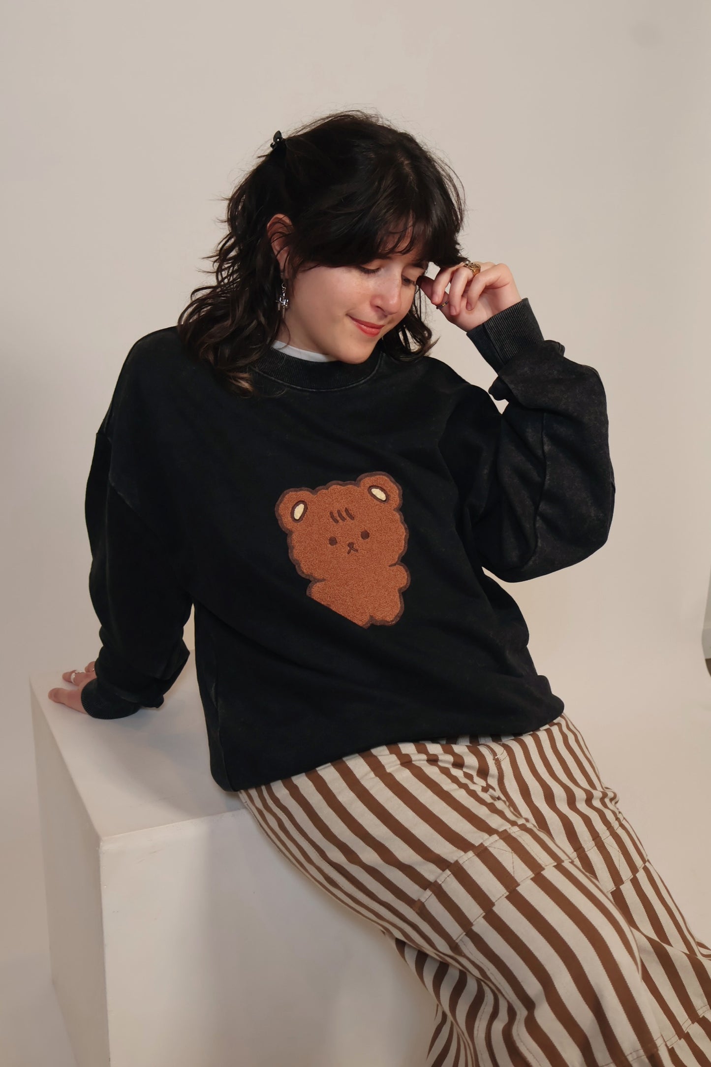 (PRE-ORDER) Teddy Crew Neck
