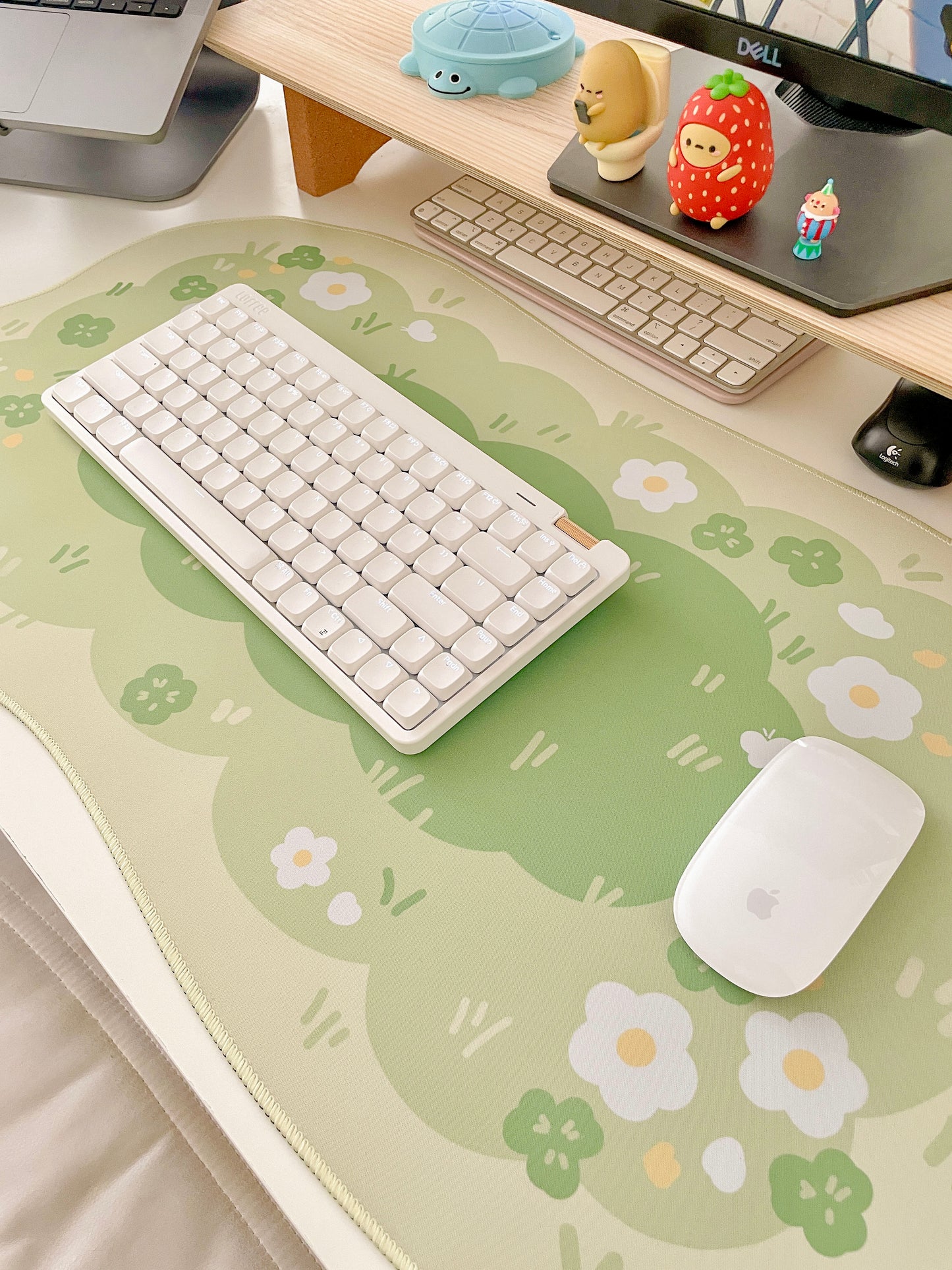Grass Patch Large Deskmat