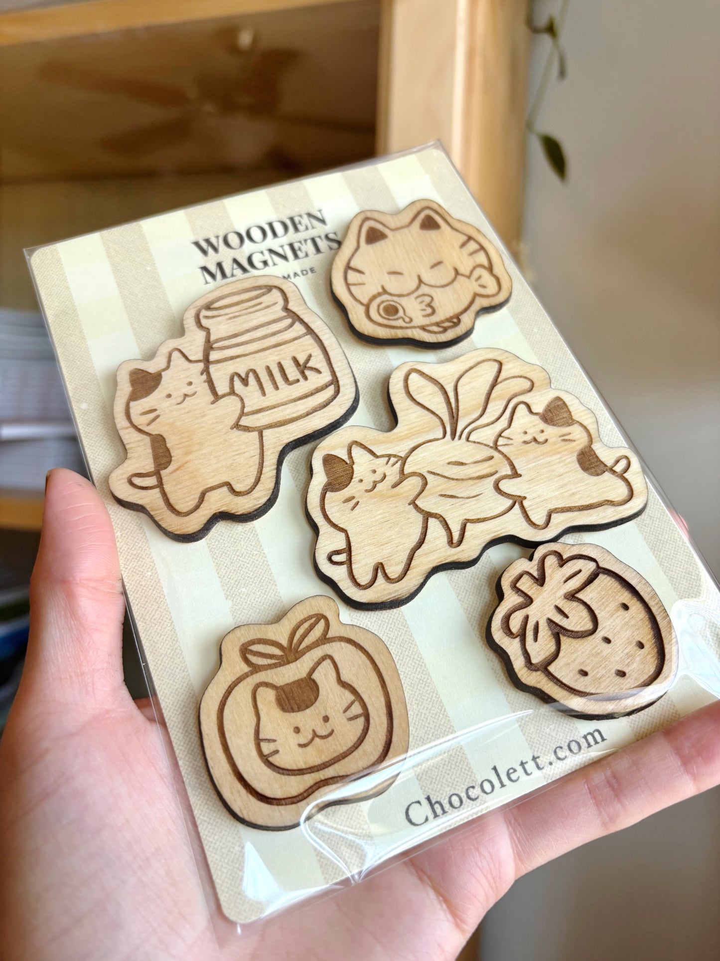 Wooden Kitty Magnets Pack