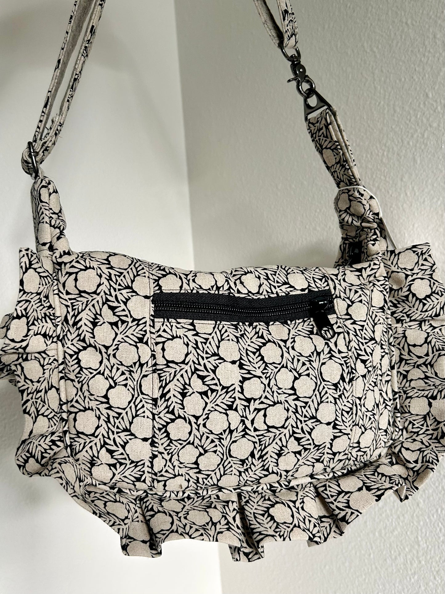 Black Bloomy Handmade Bag