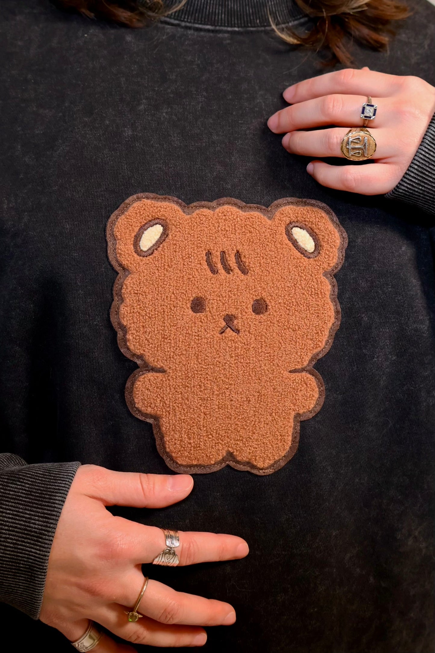 (PRE-ORDER) Teddy Crew Neck