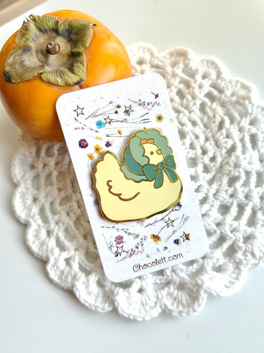 Bonnet Hen Hard Enamel Pin